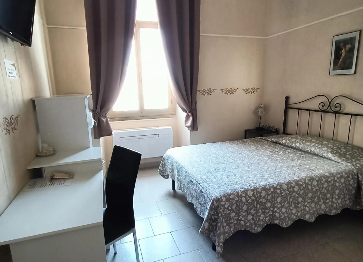 Rossi Hotel Rome